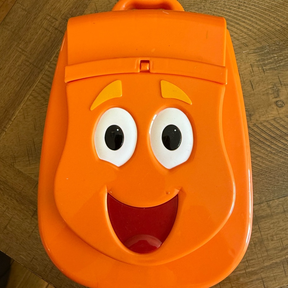 Vintage Dora The Explorer Talking Orange Plastic Backpack - Rare 2004